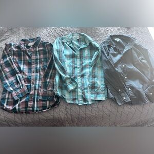 Old Navy boys size 10/12 button shirts bundle lot of 3